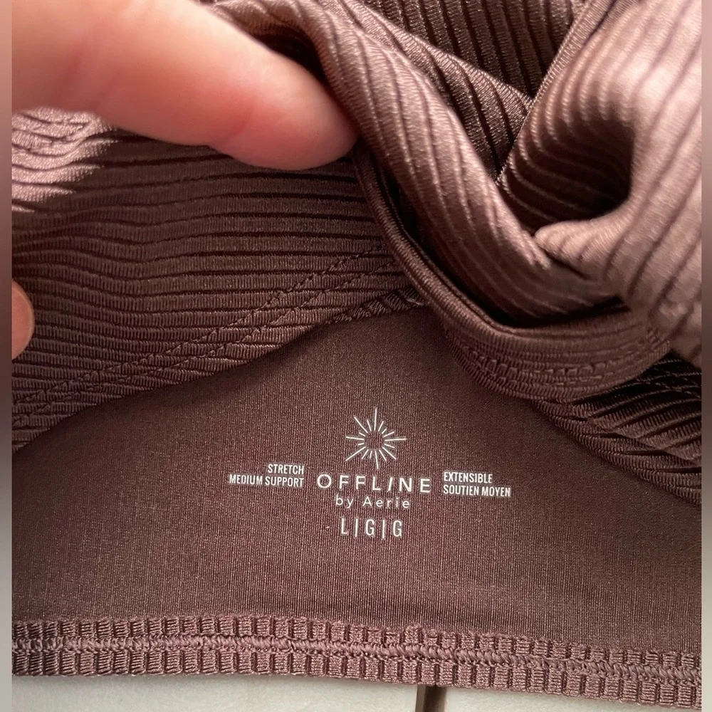 Offline by Aerie Ribbed Shine Twist Front Sports Bra - Picture 3 of 3